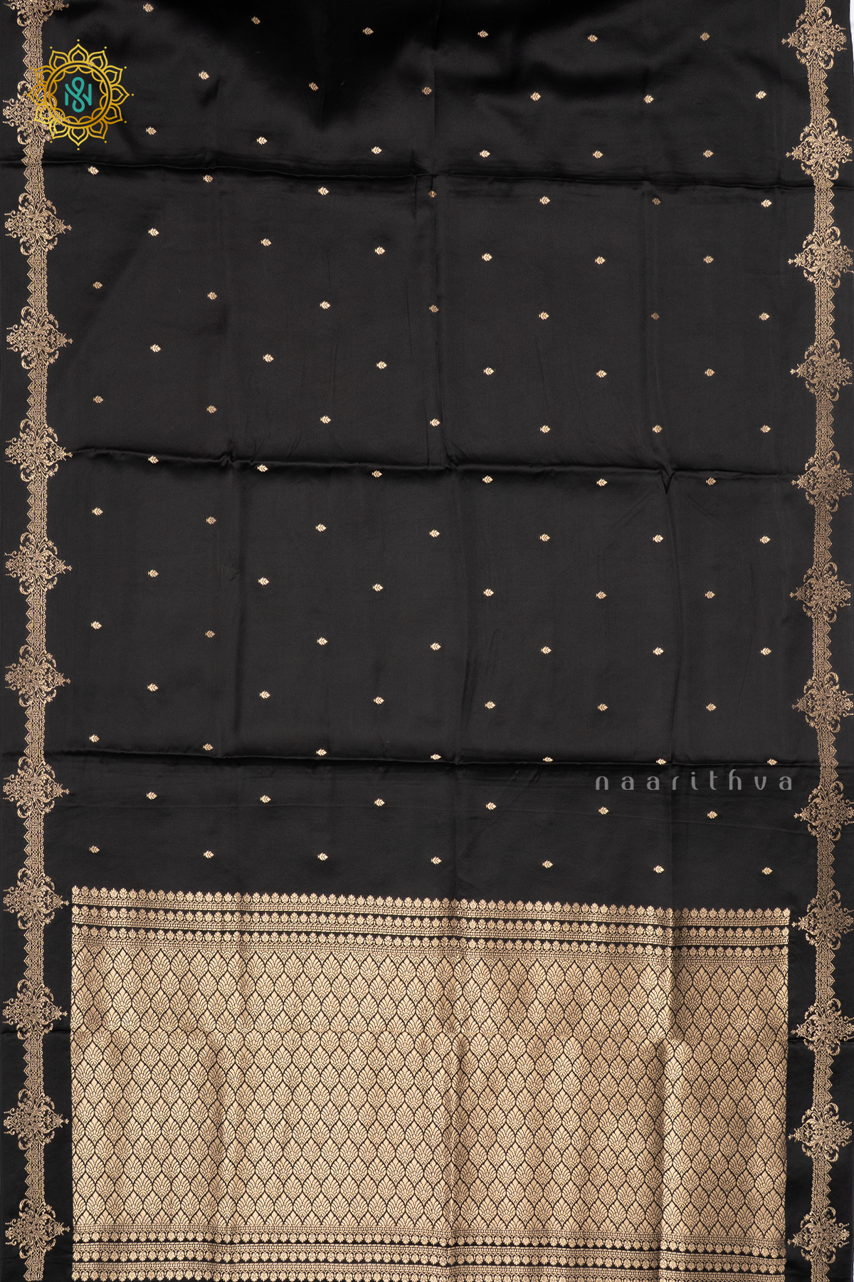 BLACK - SATIN BANARAS