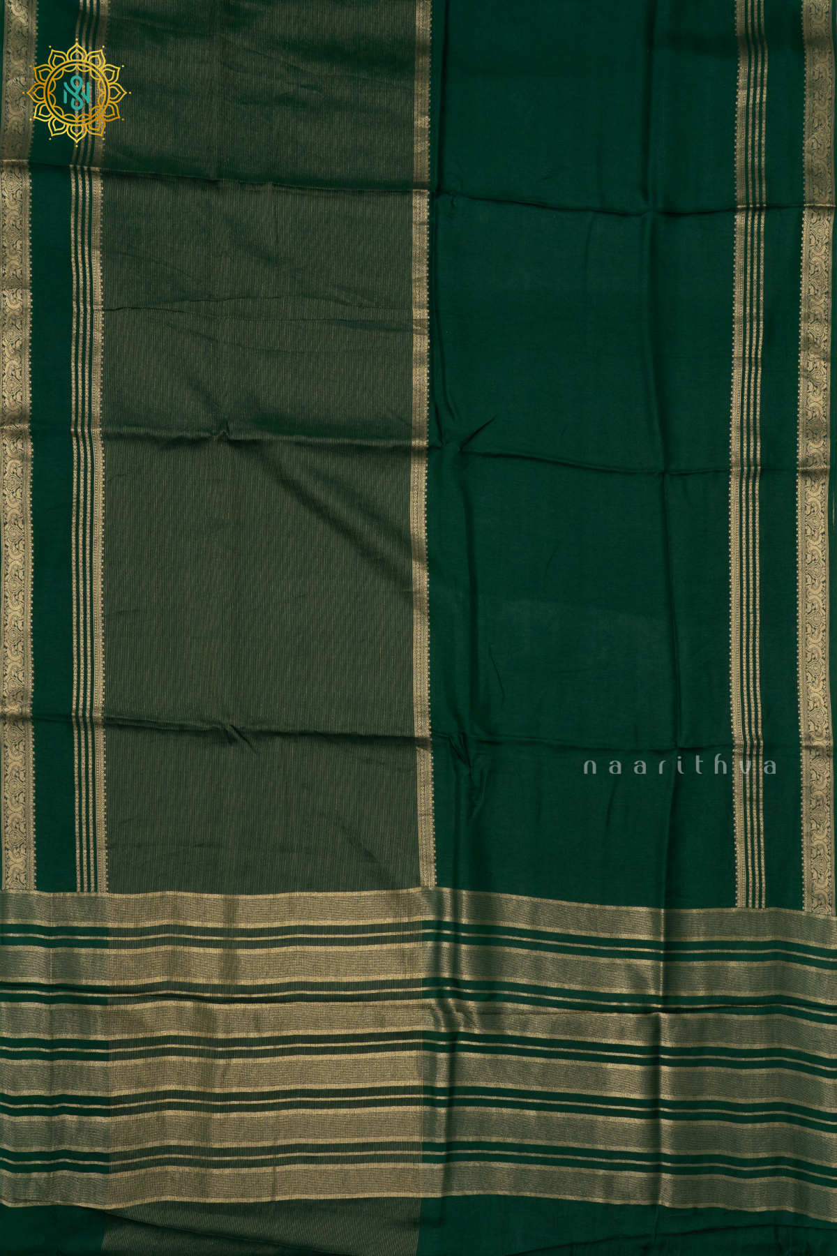 GREEN WITH RED - SEMI CREPE SILK