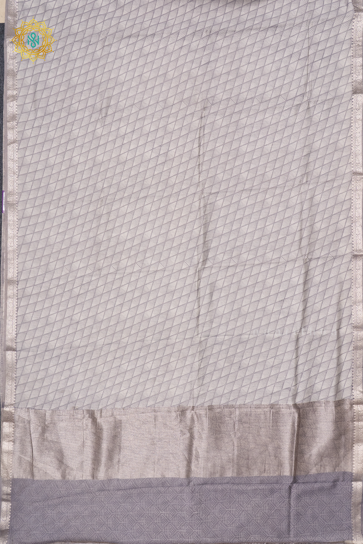 GREY - BUTTER CREPE