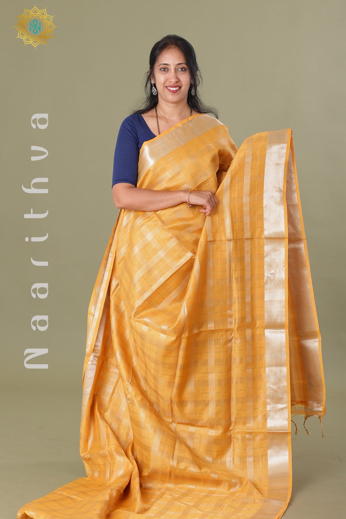 Wedding Wear Plain Assorted Silk Cotton Sarees, With Blouse at Rs 599 in  Surat