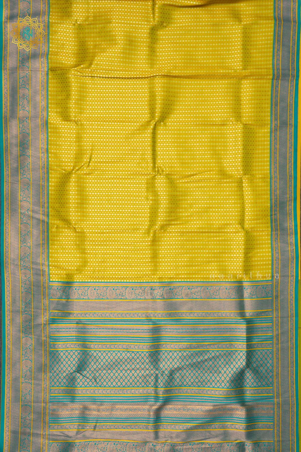 PARROT GREEN WITH CYAN GREEN - SEMI KANCHI