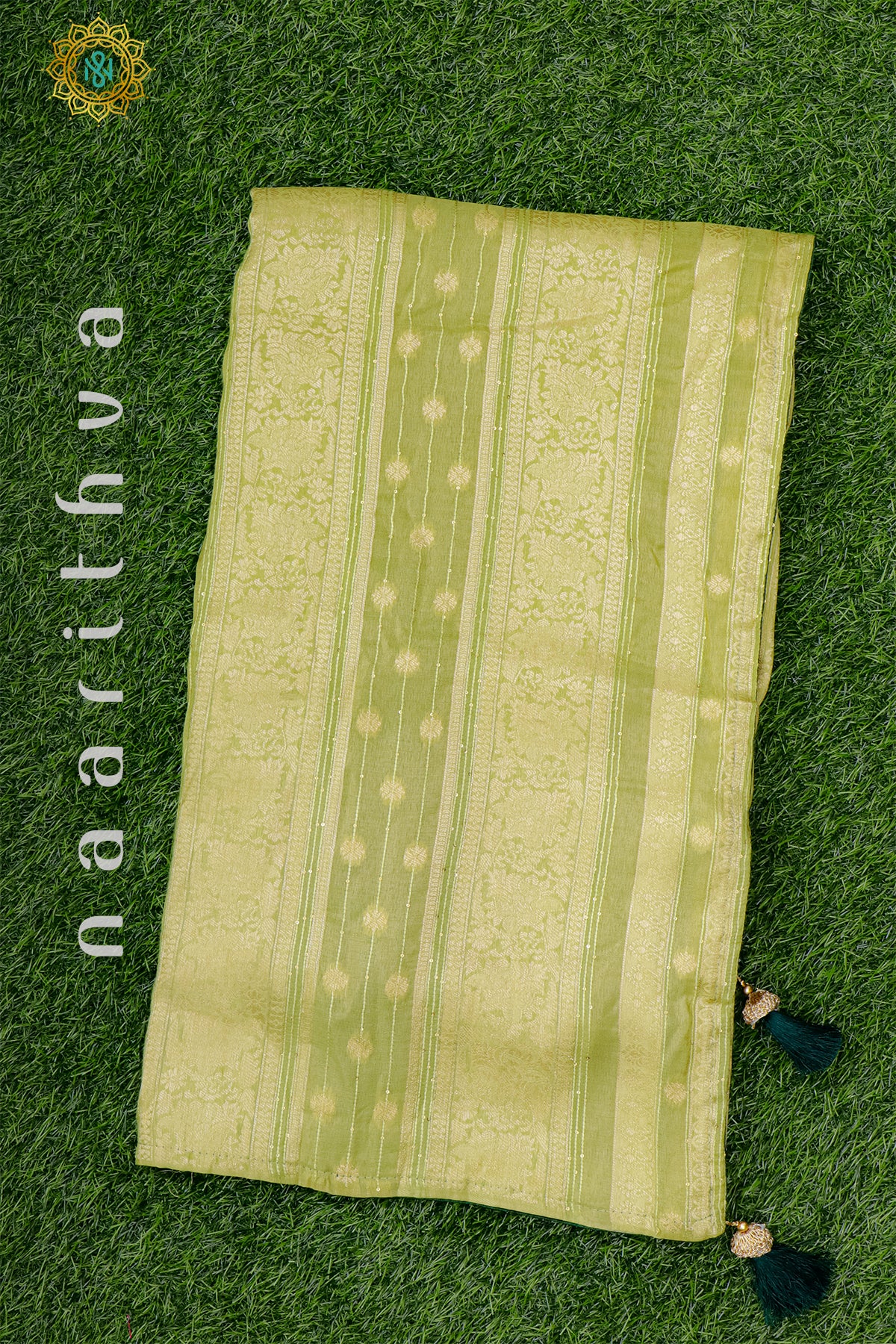 PARROT GREEN WITH GREEN - DOLA SILK