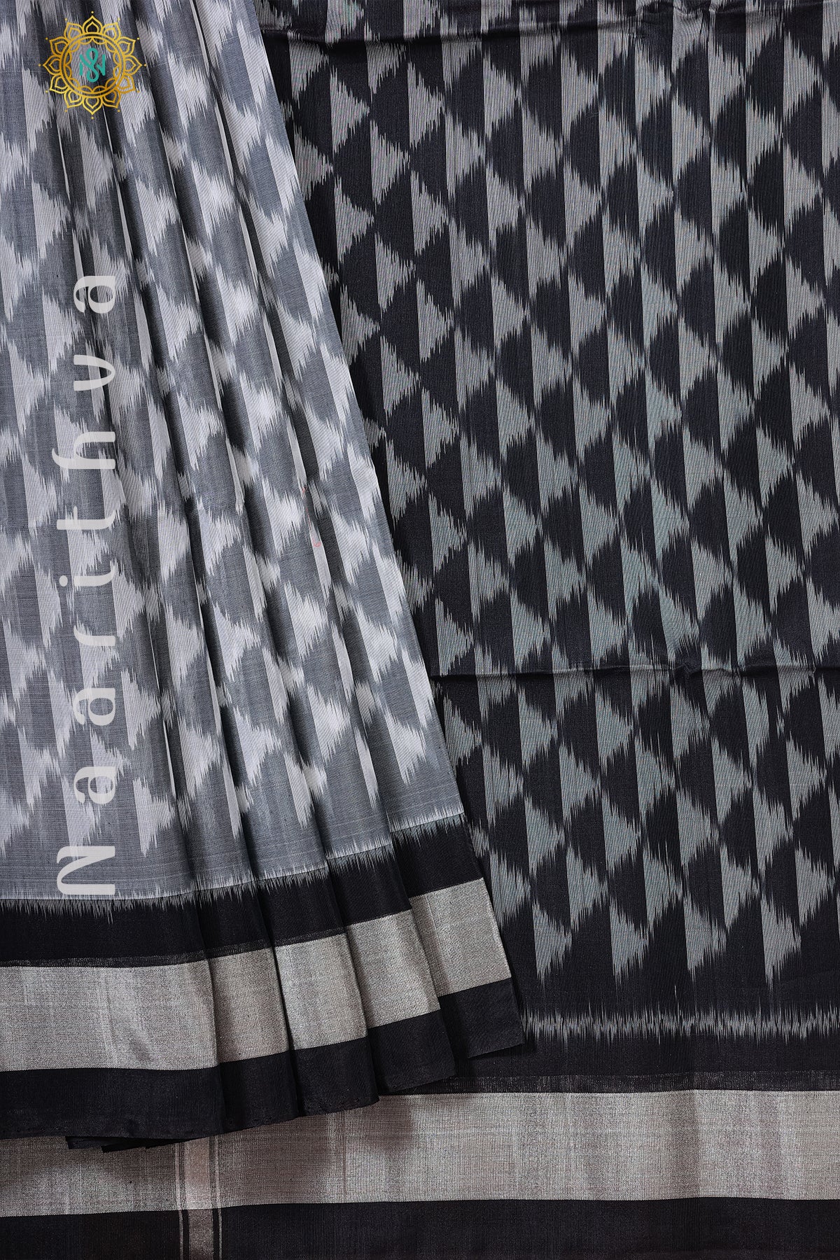 GREY WITH BLACK - IKAT SICO