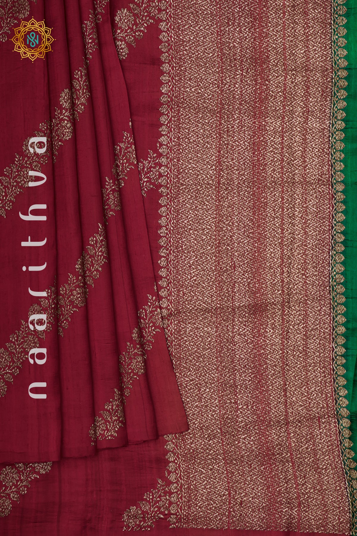 RED WITH GREEN - PURE RAW SILK