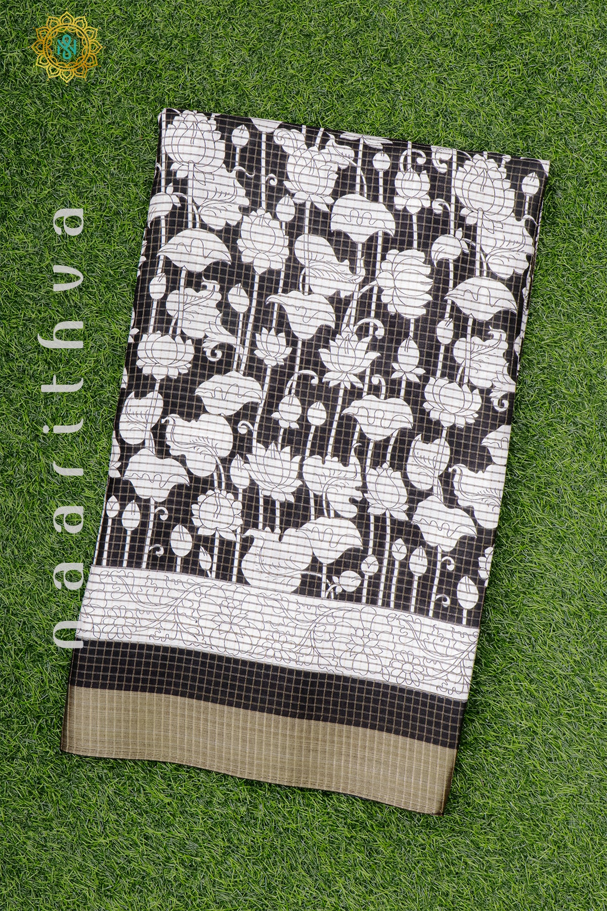 BLACK & WHITE - DOLA SILK