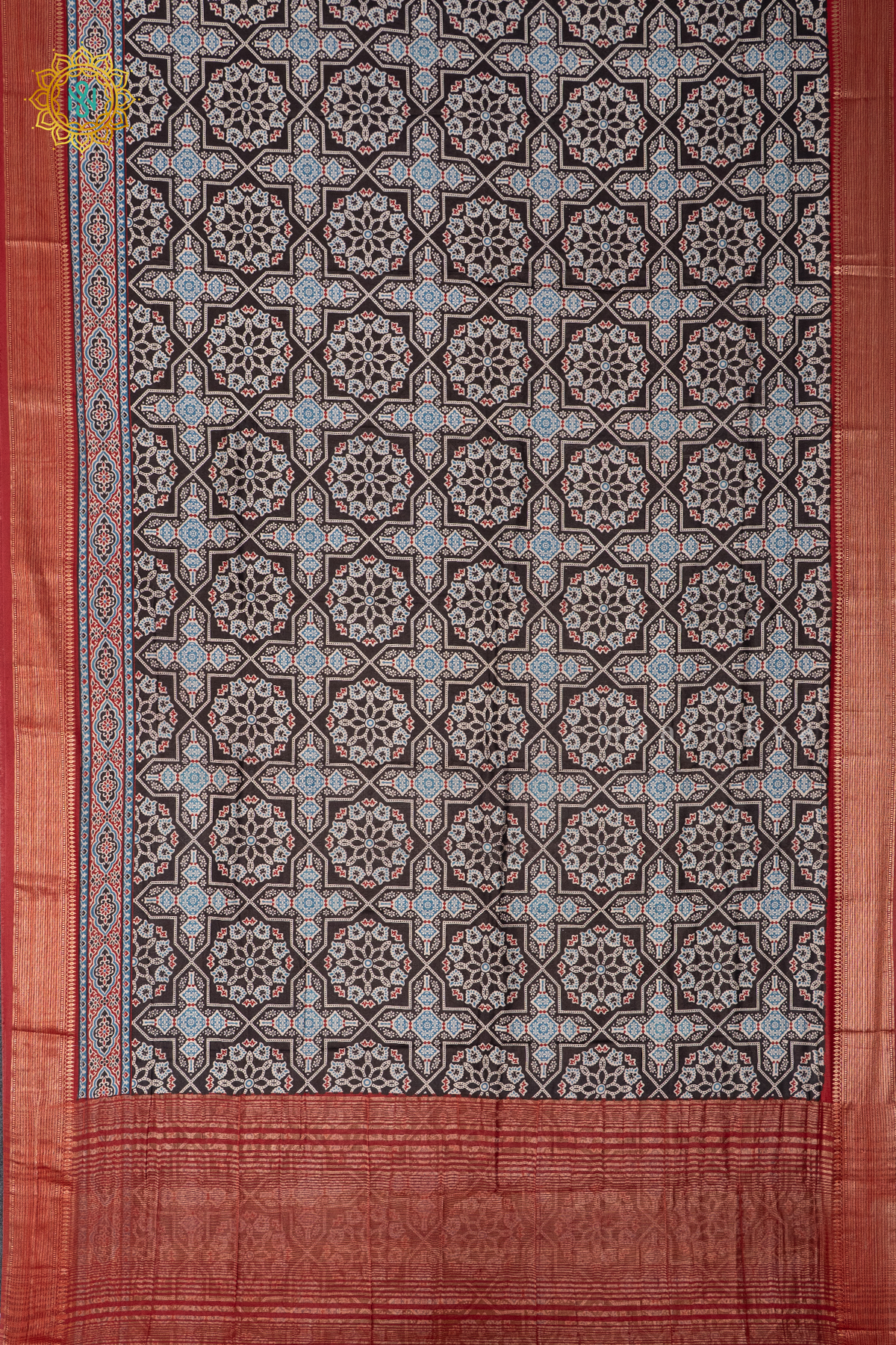 BLACK WITH MAROON - VISCOSE COTTON