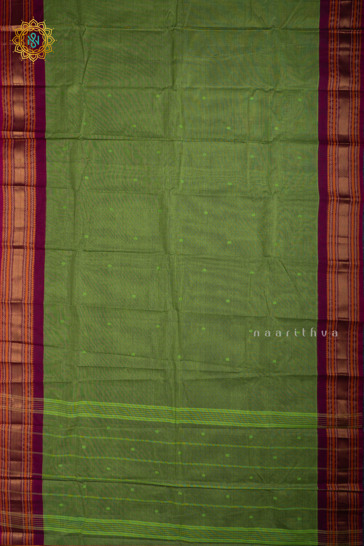 Parrot Green With Magenta Chettinad Cotton Saree With Thread Woven Buttas & Contrast Border