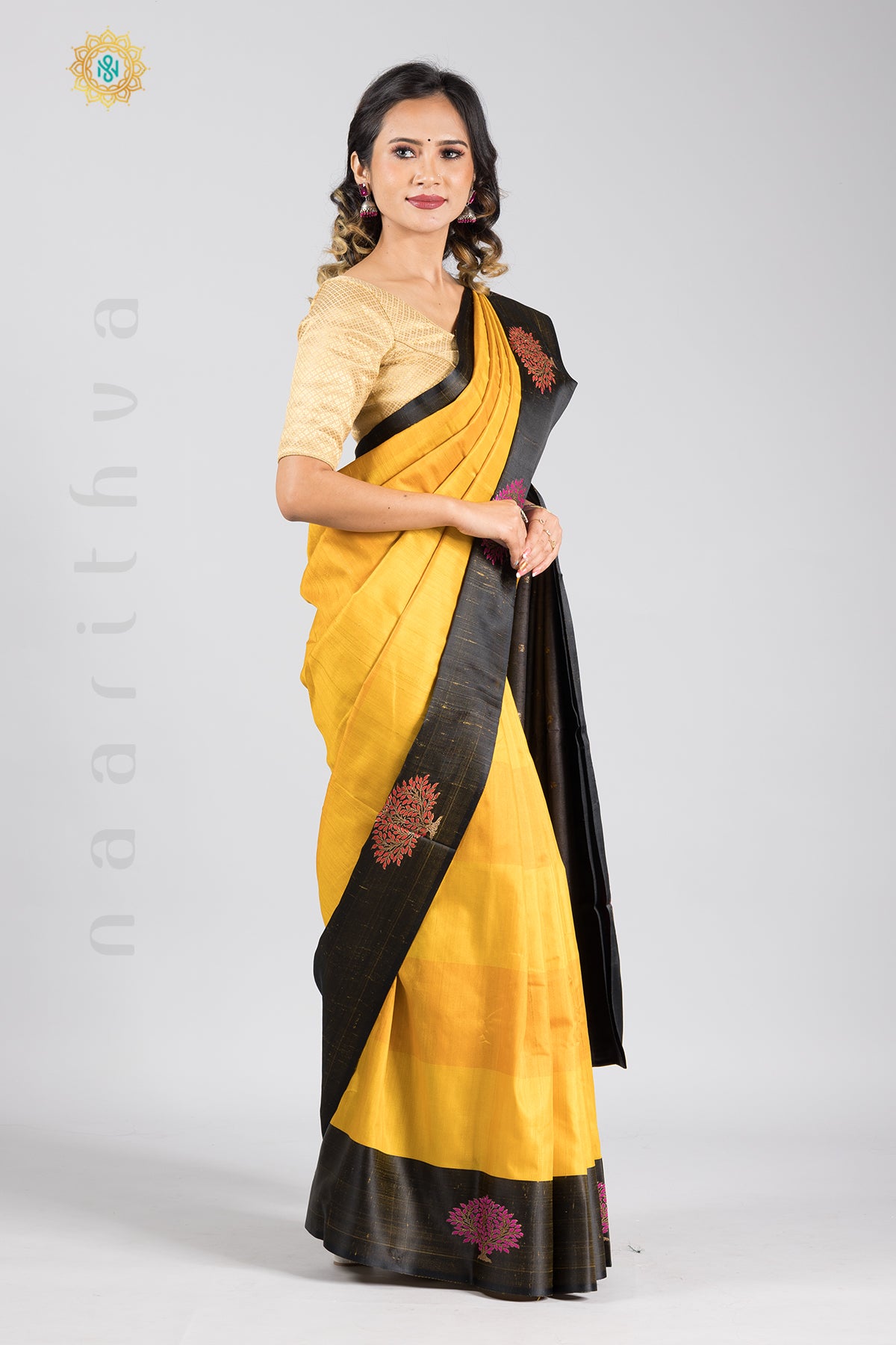 YELLOW WITH BLACK - PURE TUSSAR SILK WITH THREAD WOVEN MOTIFS IN SATIN BORDER & ZARI WOVEN PALLU