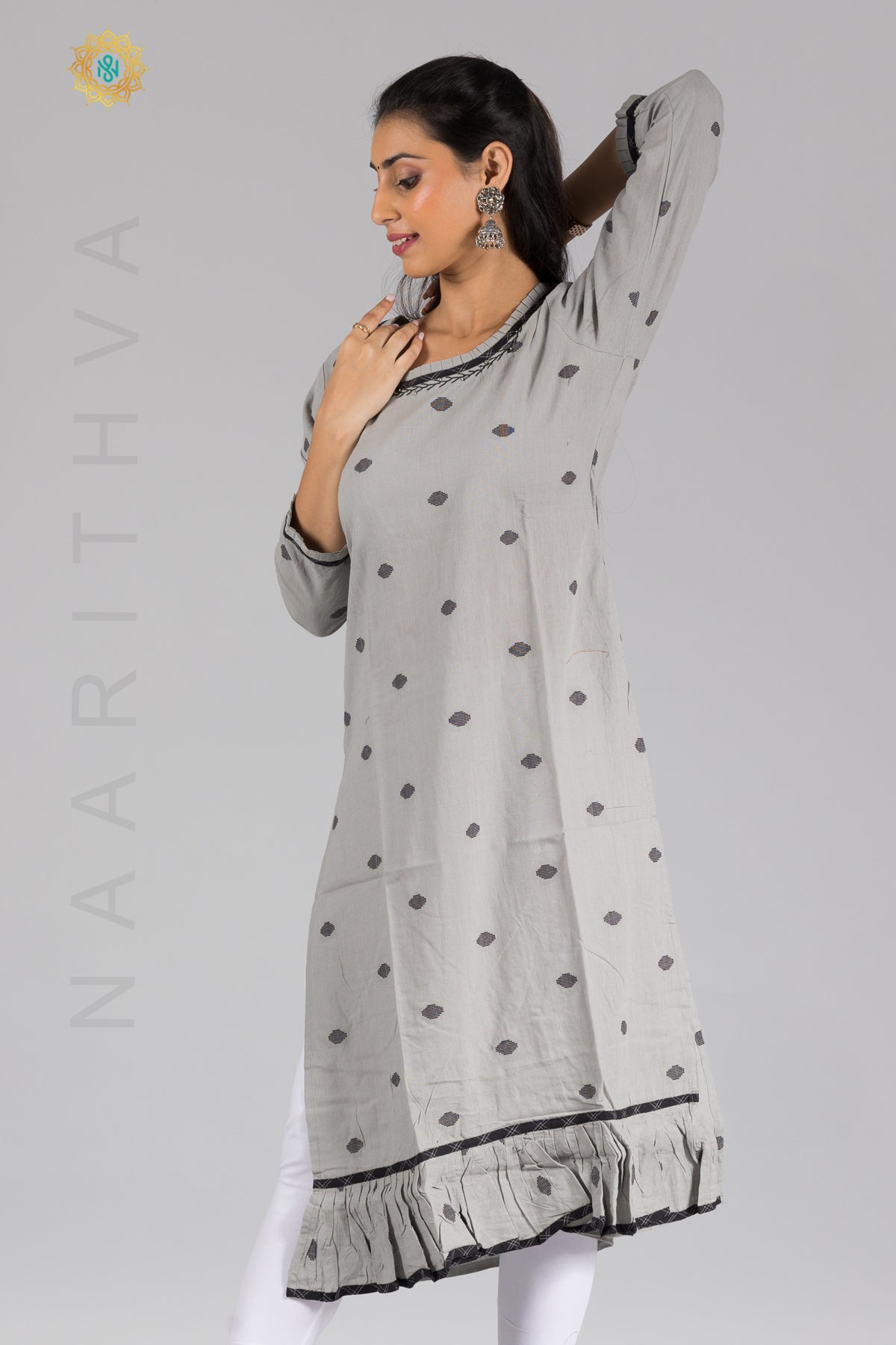 GREY - COTTON STRAIGHT CUT CASUAL KURTI WITH THREAD EMBROIDERY