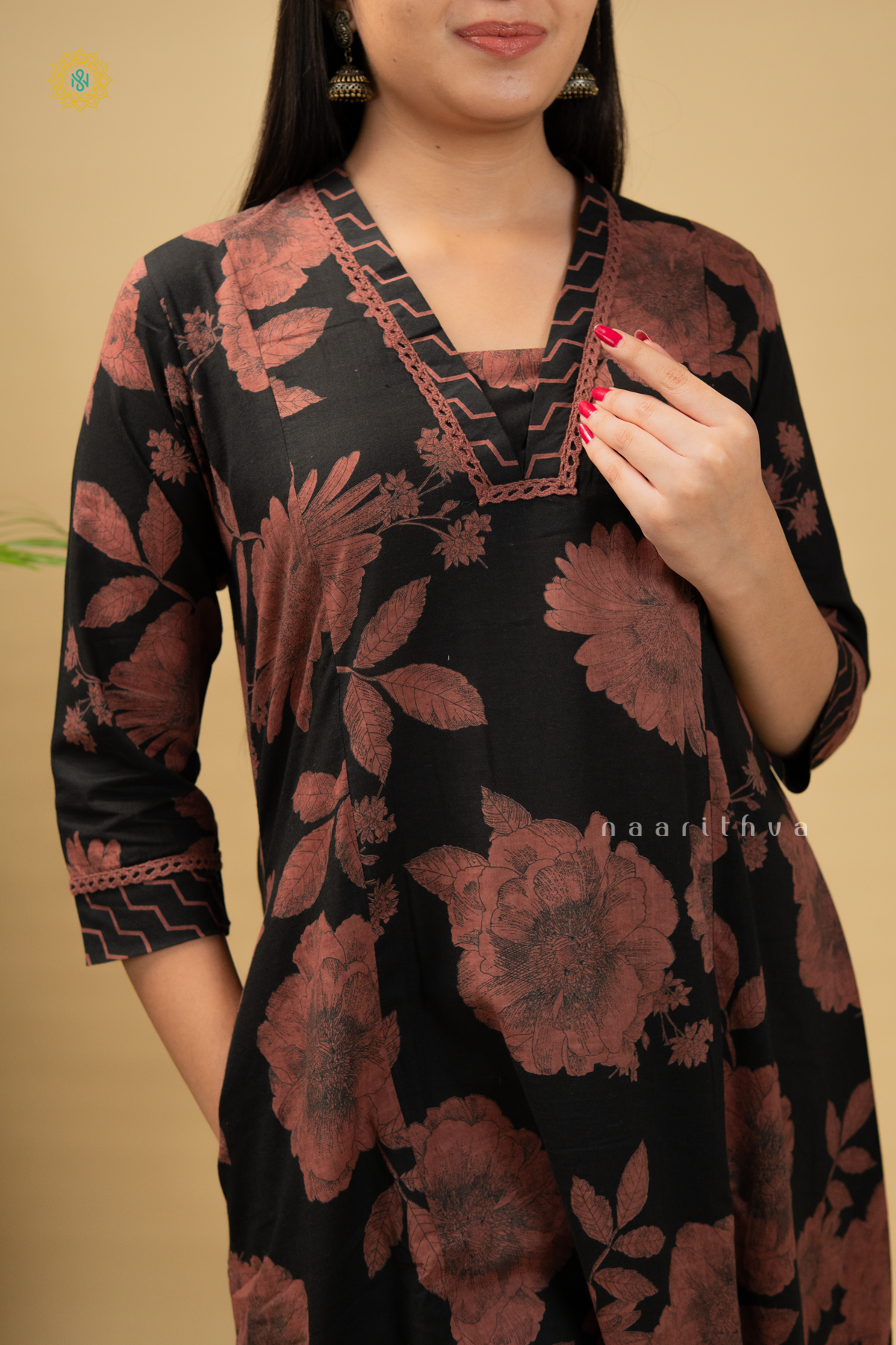 BLACK - COTTON 2PC SALWAR SUIT WITH FLORAL PRINTED TOP & BOTTOM