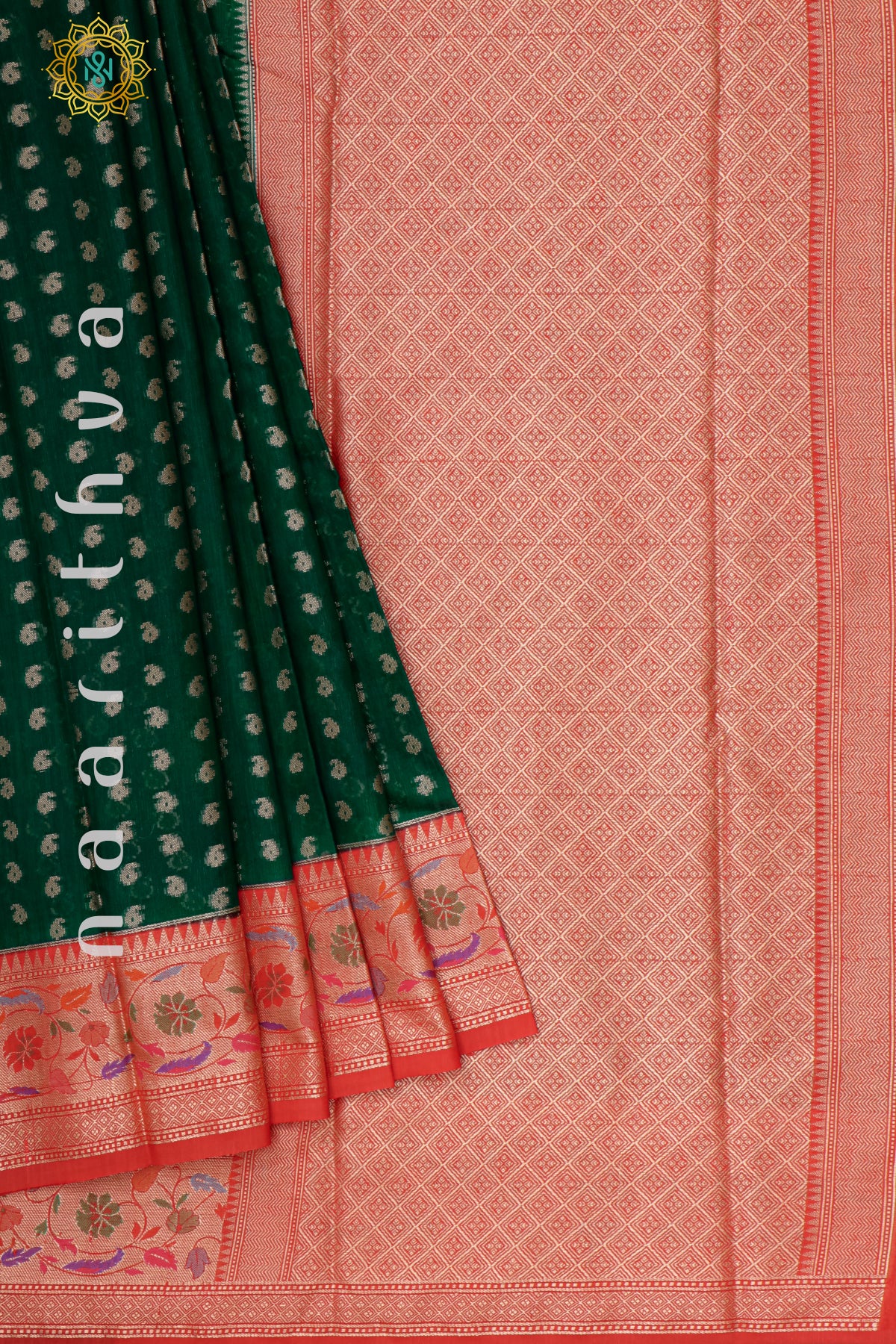 GREEN WITH RED - JUTE COTTON