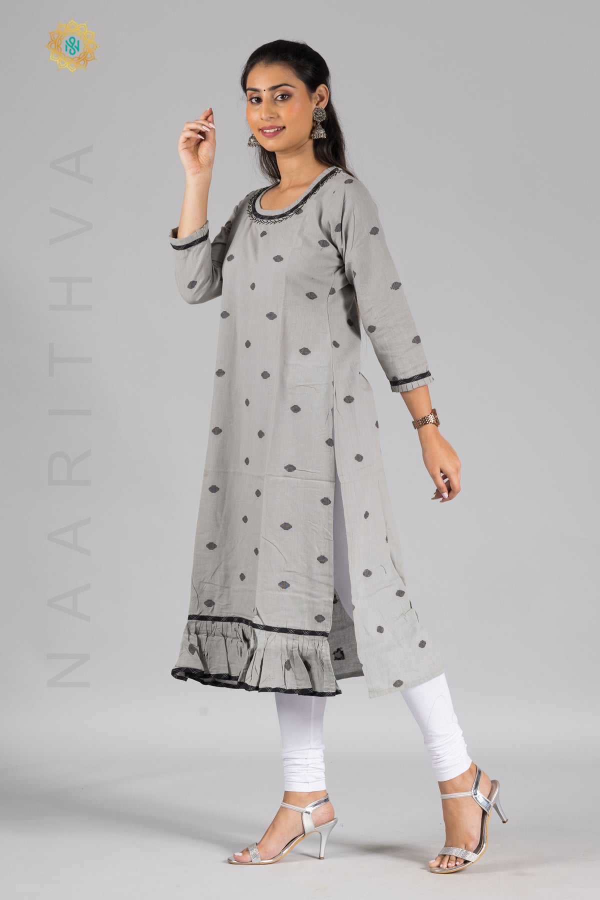 GREY - COTTON STRAIGHT CUT CASUAL KURTI WITH THREAD EMBROIDERY