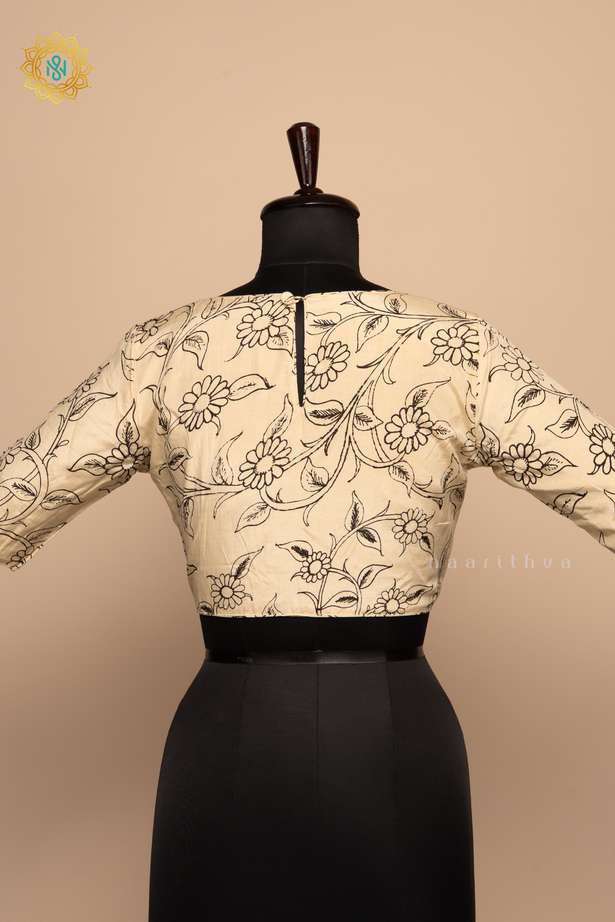 Off White-  Pure Silk Pen kalamkari readymade blouse with allover kalamkari prints