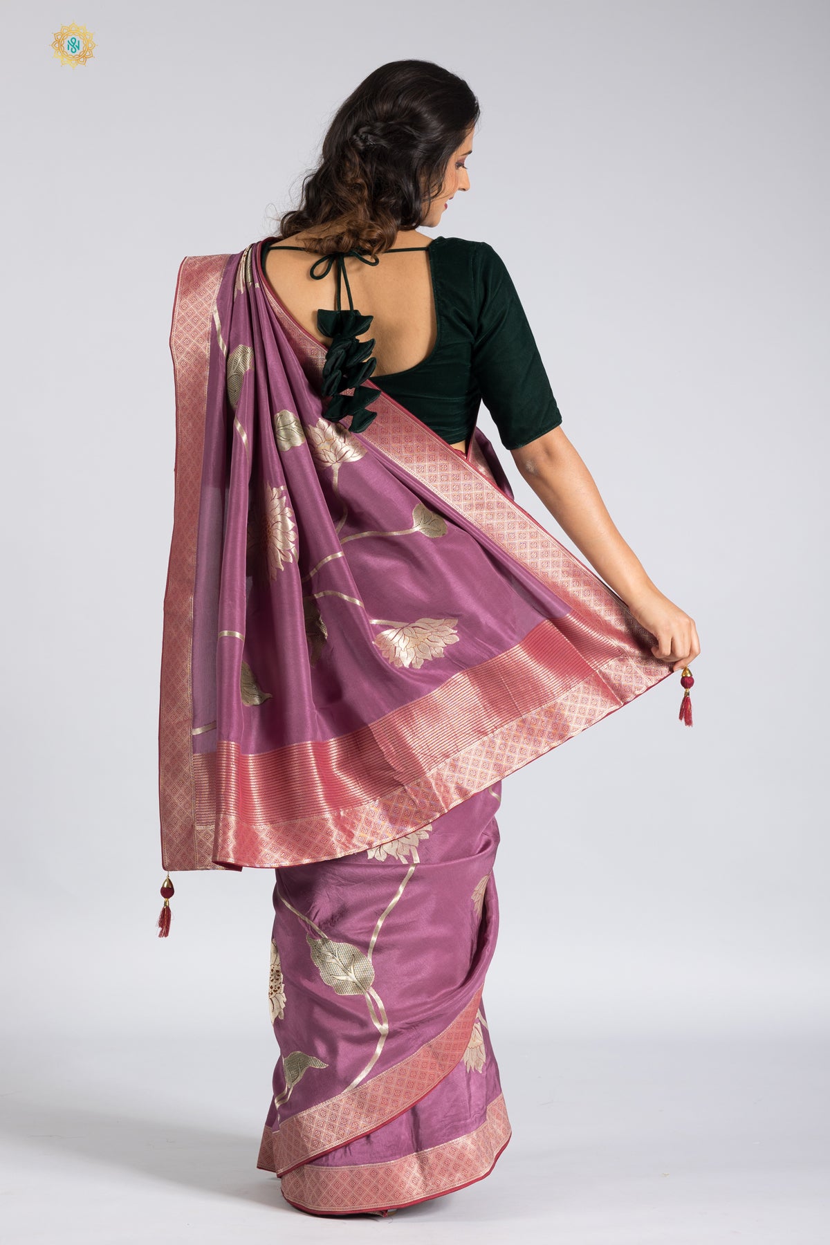 LILAC - DESIGNER DOLA SILK WITH ZARI WOVEN MOTIFS & SELF BLOUSE