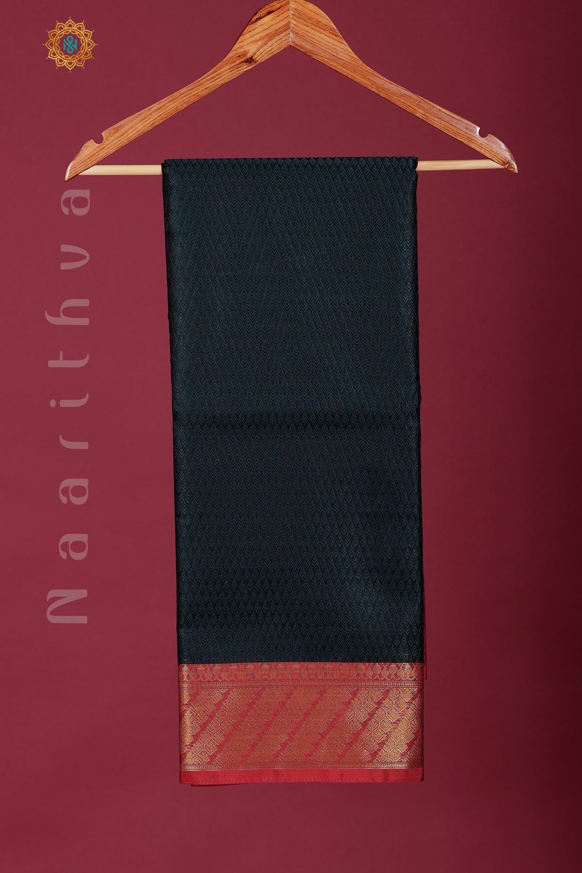 BLACK WITH RED - KORA TANCHOI SILK - SMALL BORDER