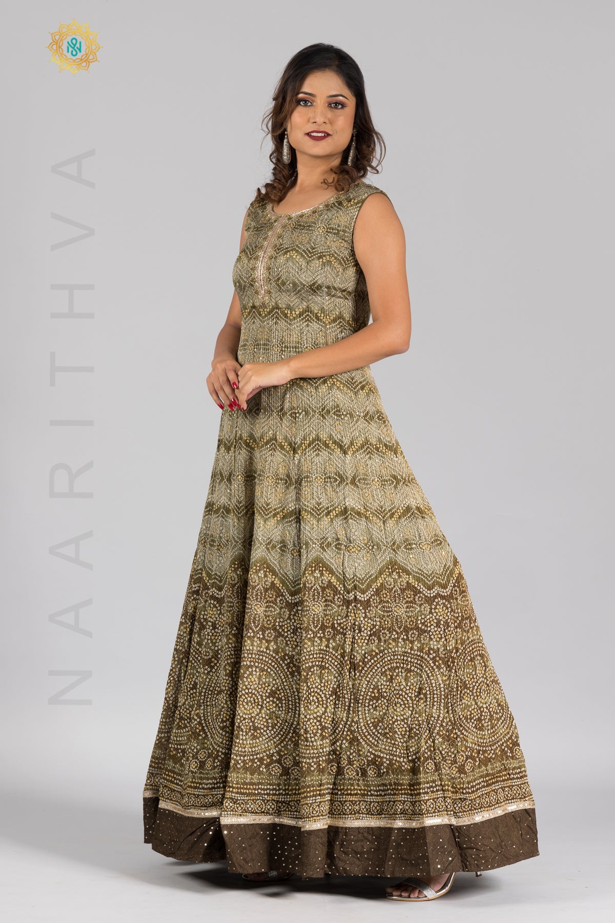 IGCS3591 Made to Measure Embellished Sequinned Cocktail Gown with Draped Attached  Dupatta – Chhabra 555