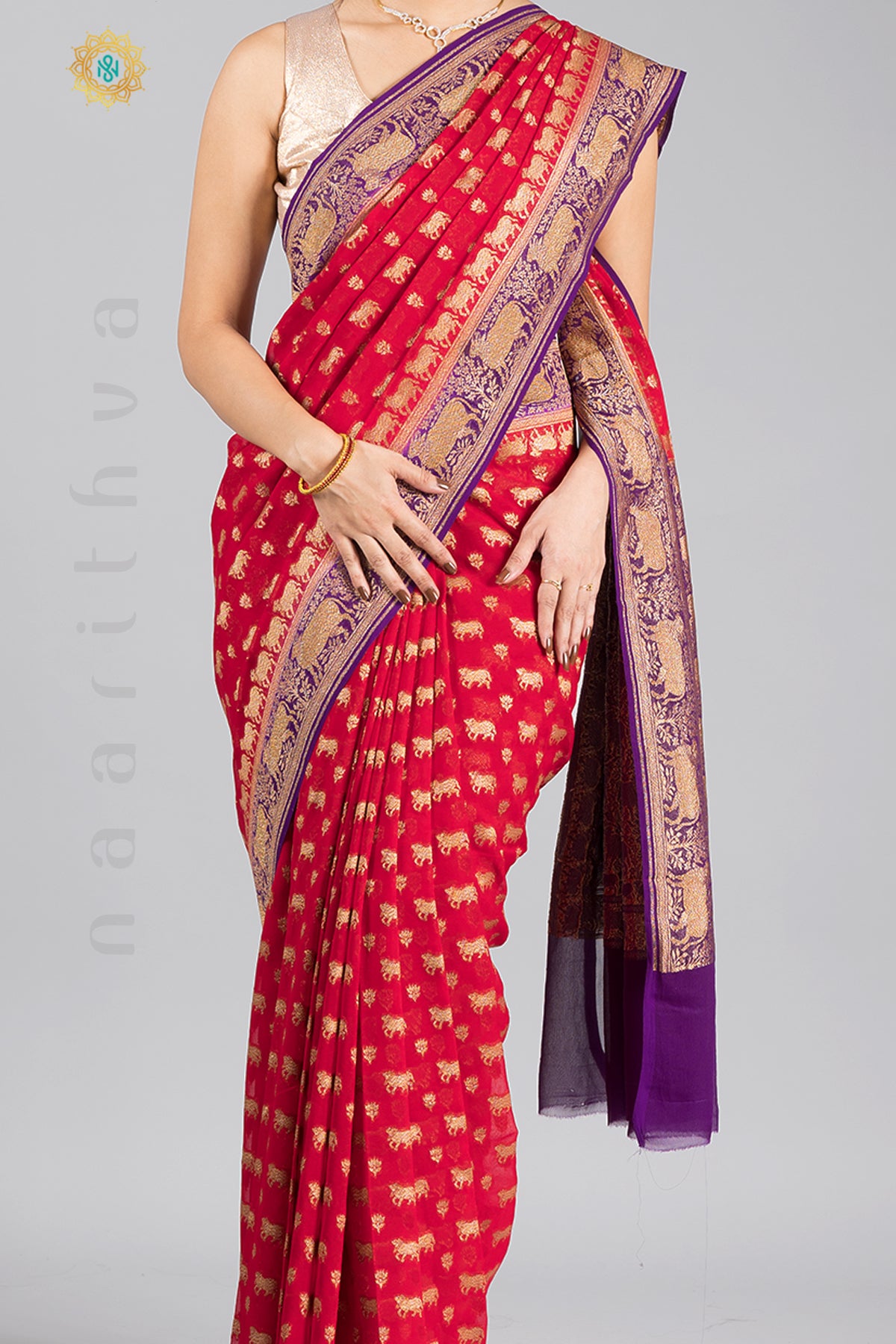 RED WITH PURPLE - PURE HANDLOOM GEORGETTE BANARAS IN PICHWAI ANTIQUE ZARI WEAVING WITH CONTRAST BORDER & BLOUSE