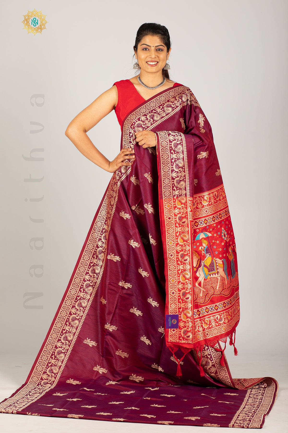 MAGENTA WITH RED - COTTON BLEND WITH THREAD WOVEN MOTIFS & CONTRAST PALLU WITH BARAAT WEAVING