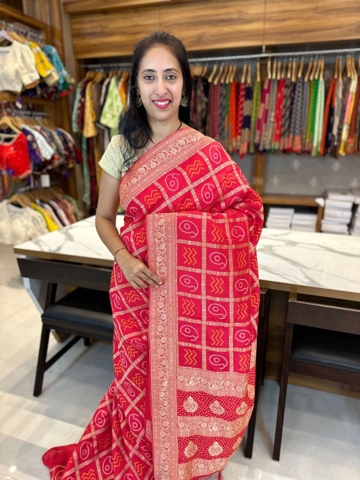 RED - SEMI CREPE GEORGETTE